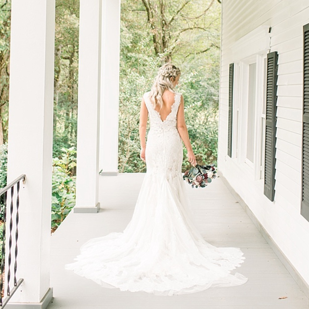 Casablanca Wedding Dress style 2306 Savannah sz 6